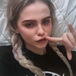 Meet your Posher, Janet